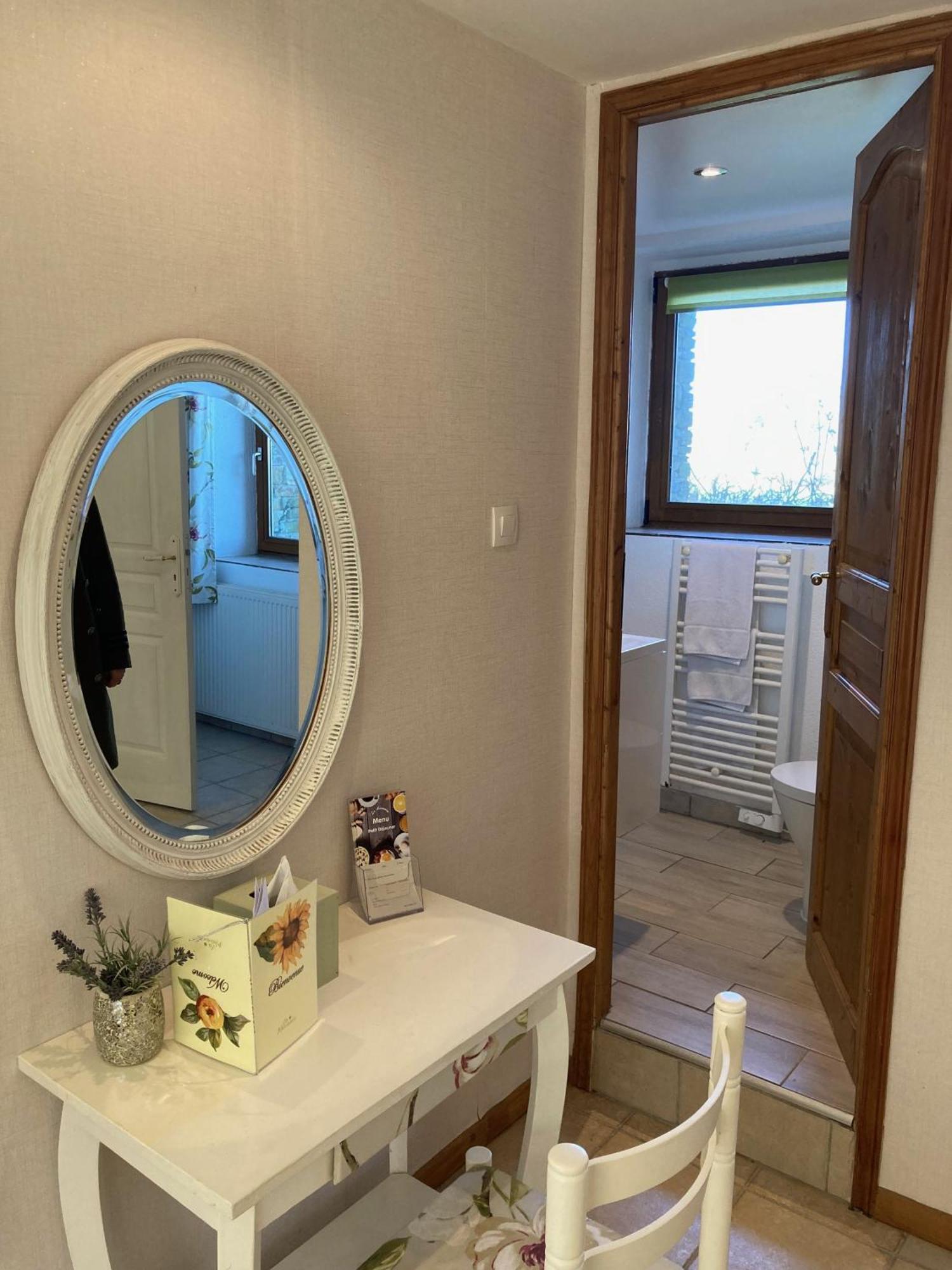Chambres D'Hotes - La Marmoire Soudan  Room photo